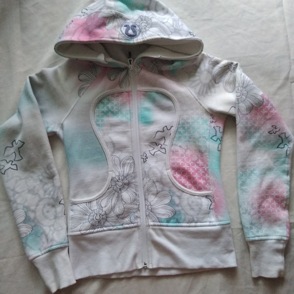 lululemon athletica Jackets & Blazers - Lululemon athletica sweater.